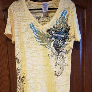 Brand New!!! Womens Harley-Davidson shirt 3xl 2xl. Yellow.